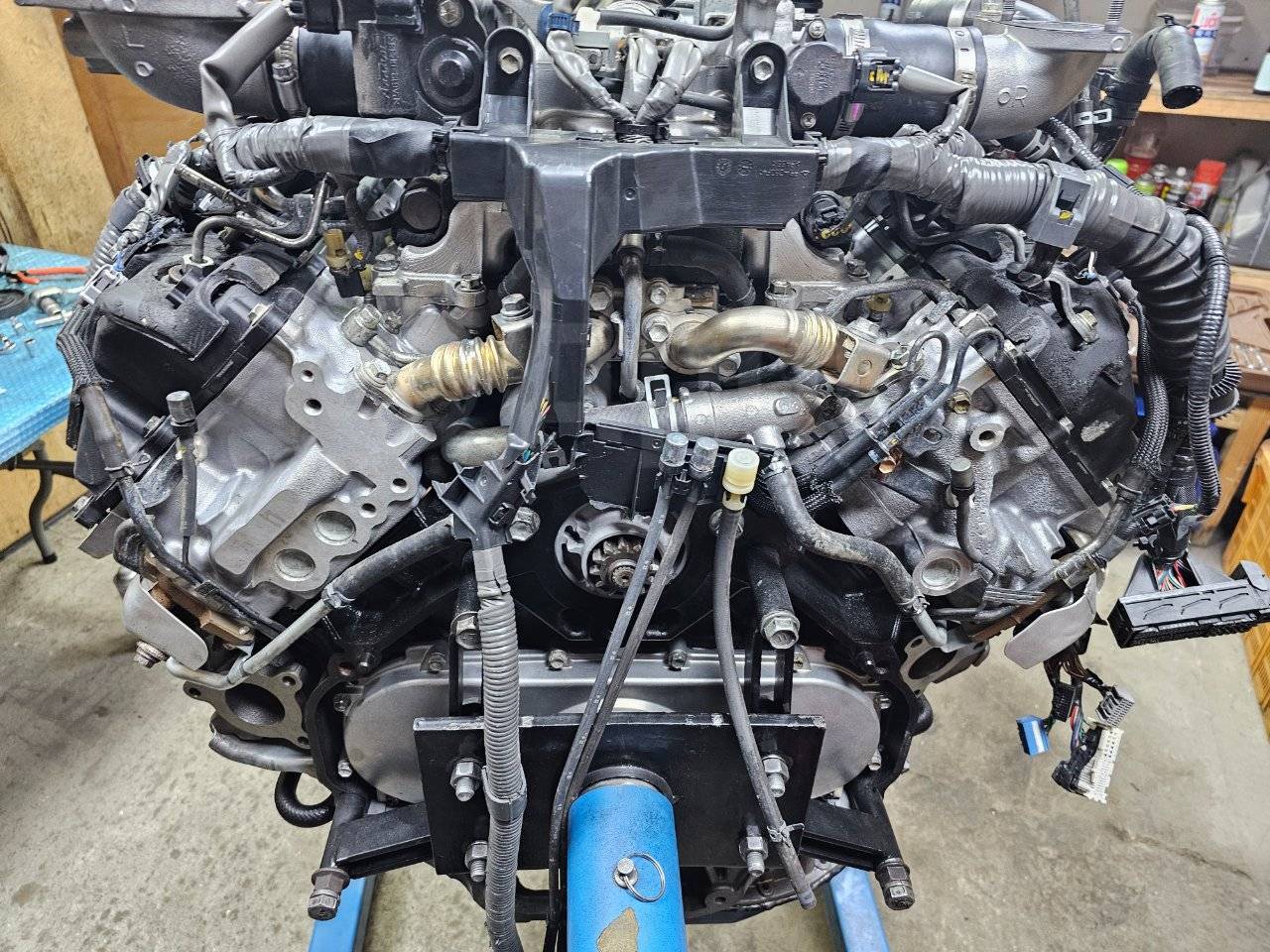 Second image of Toyota 1VD-FTV 4.5L V8 Turbo Diesel Engine Assembly