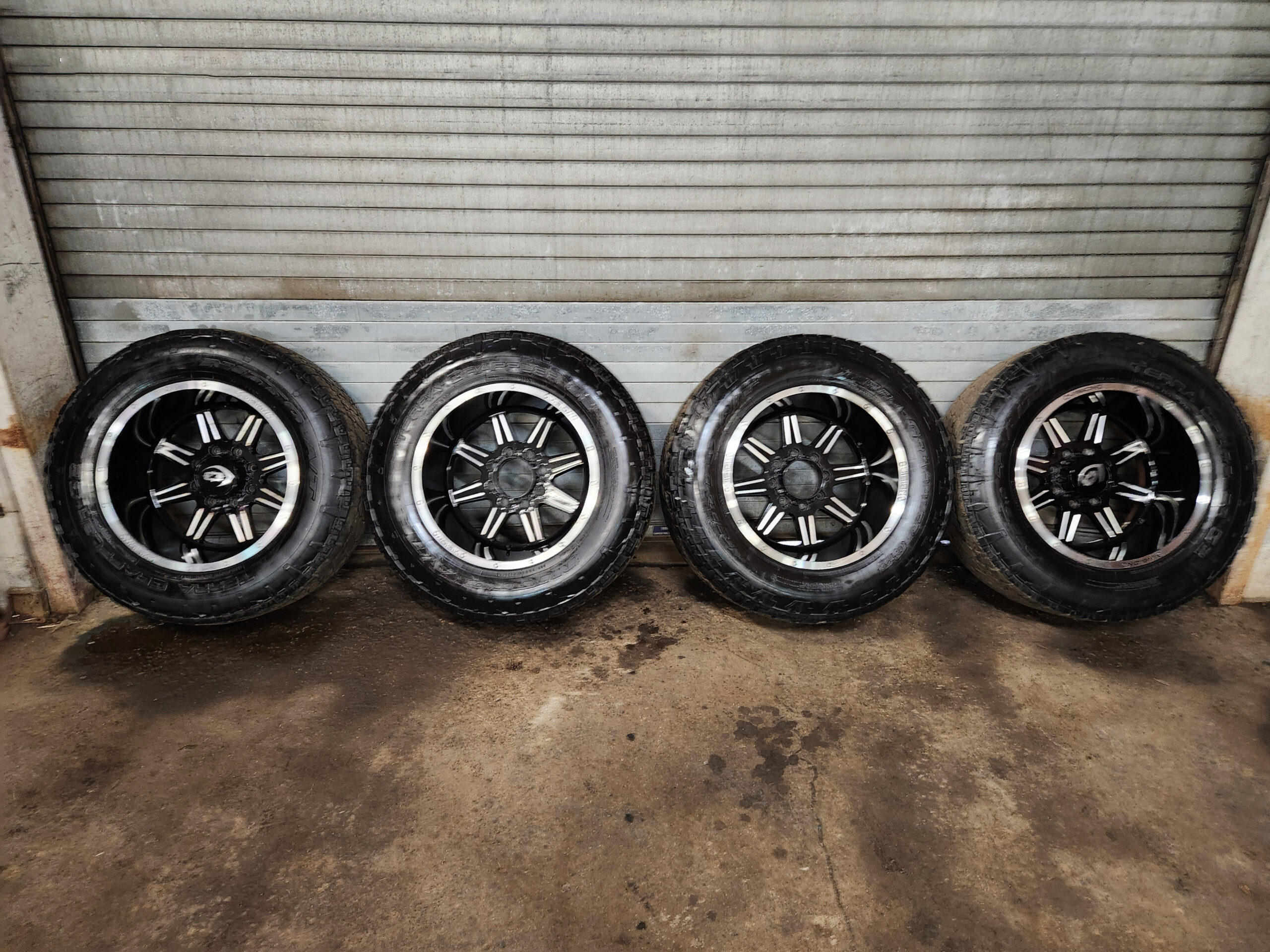 Vision 20x12 Wheels Ford F250 F350 8x170 Nitto 325/60R20