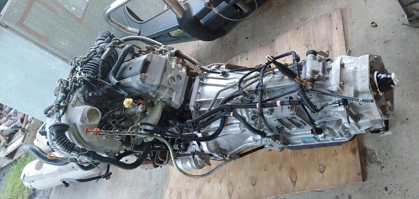 Second image of Toyota Land Cruiser 1FZ-FE 4.5L Petrol Engine & Automatic Transmission – FZJ105 – Complete Drop-In