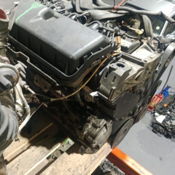 Second image of Nissan/Renault 2.5 DCI G9U Engine OEM