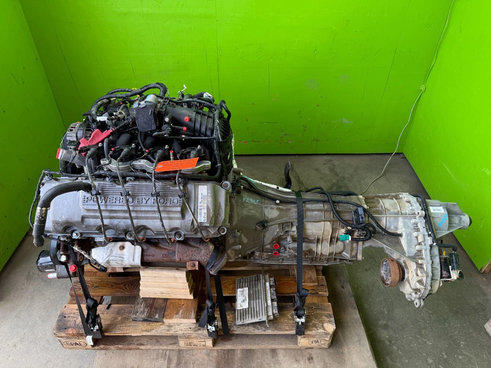 Second image of 2010–2014 Ford F-150 Raptor 6.2L V8 Engine & 6R80 Automatic Transmission Swap | 96K Miles