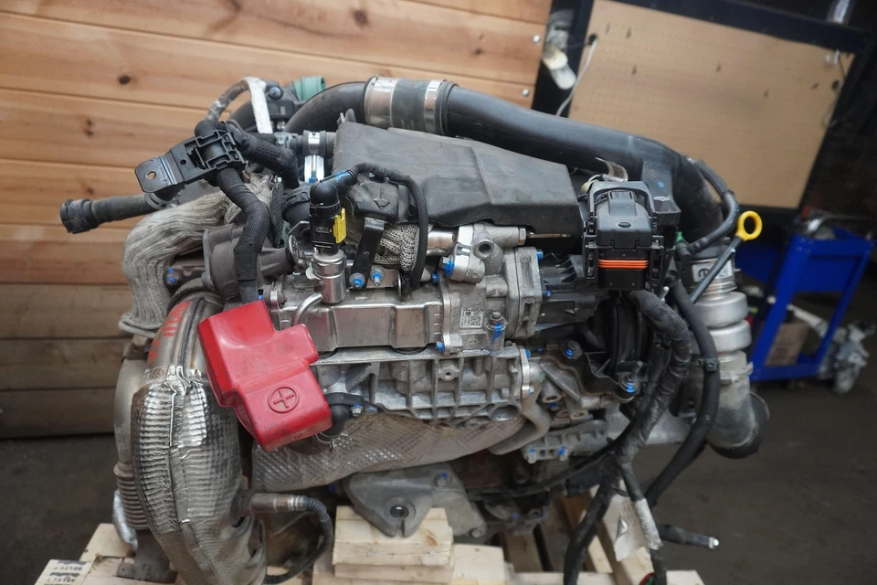 Second image of 3.0L V6 Turbo Diesel Engine Motor Dropout – Jeep Wrangler JL 2007-2023 – 5162119AH
